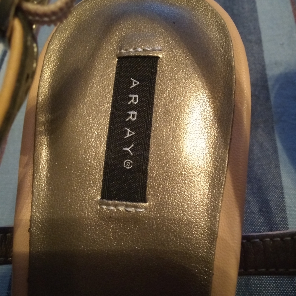 Array Slingback Heels - image 3